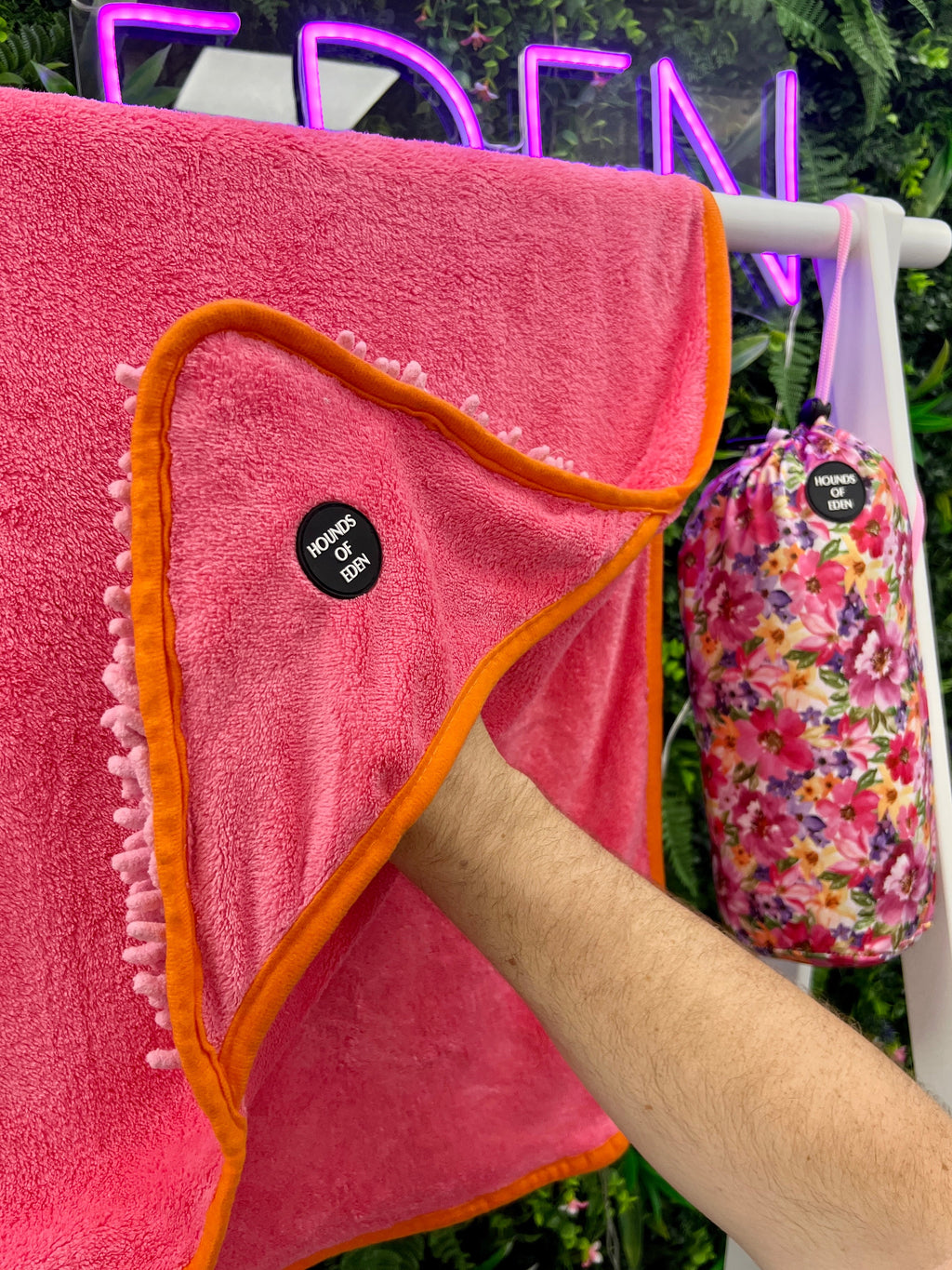 Florentina Dog Towel & Carry Bag