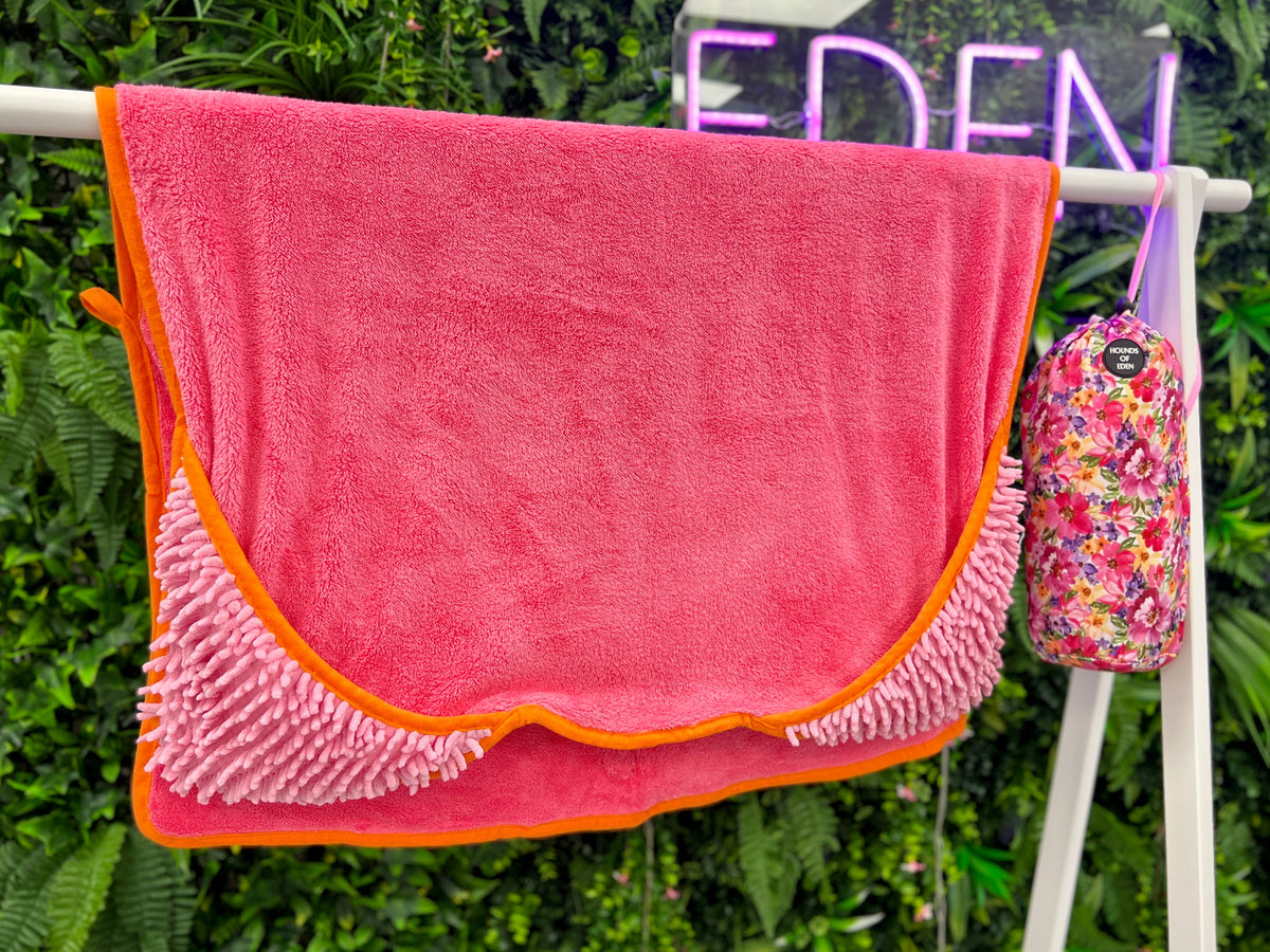 Florentina Dog Towel & Carry Bag