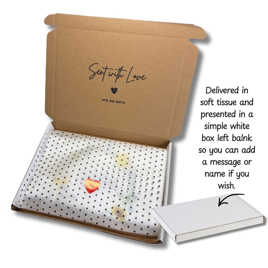 Dog Mum Gift Box – Silver Heart Bracelet & Chocolates