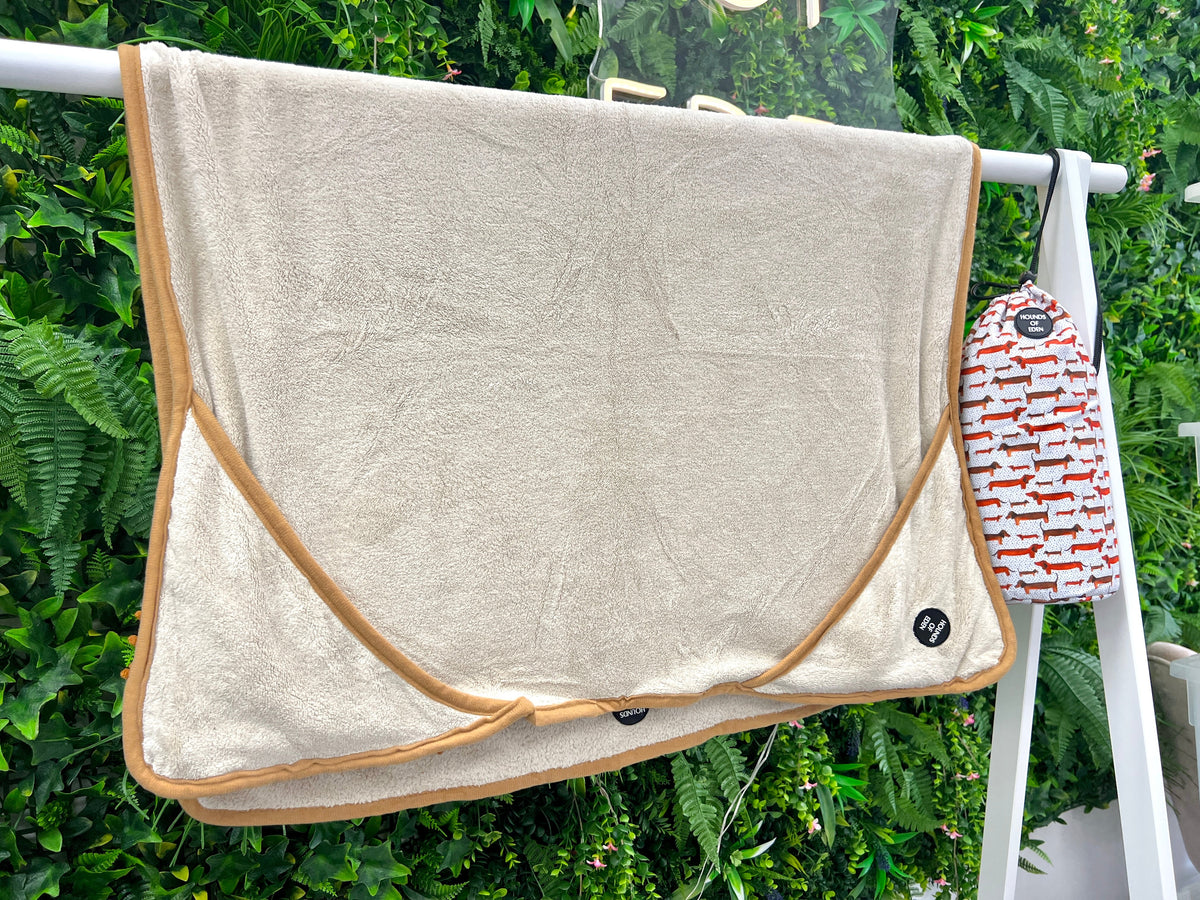 Sizzlin’ Sausages Dog Towel & Carry Bag