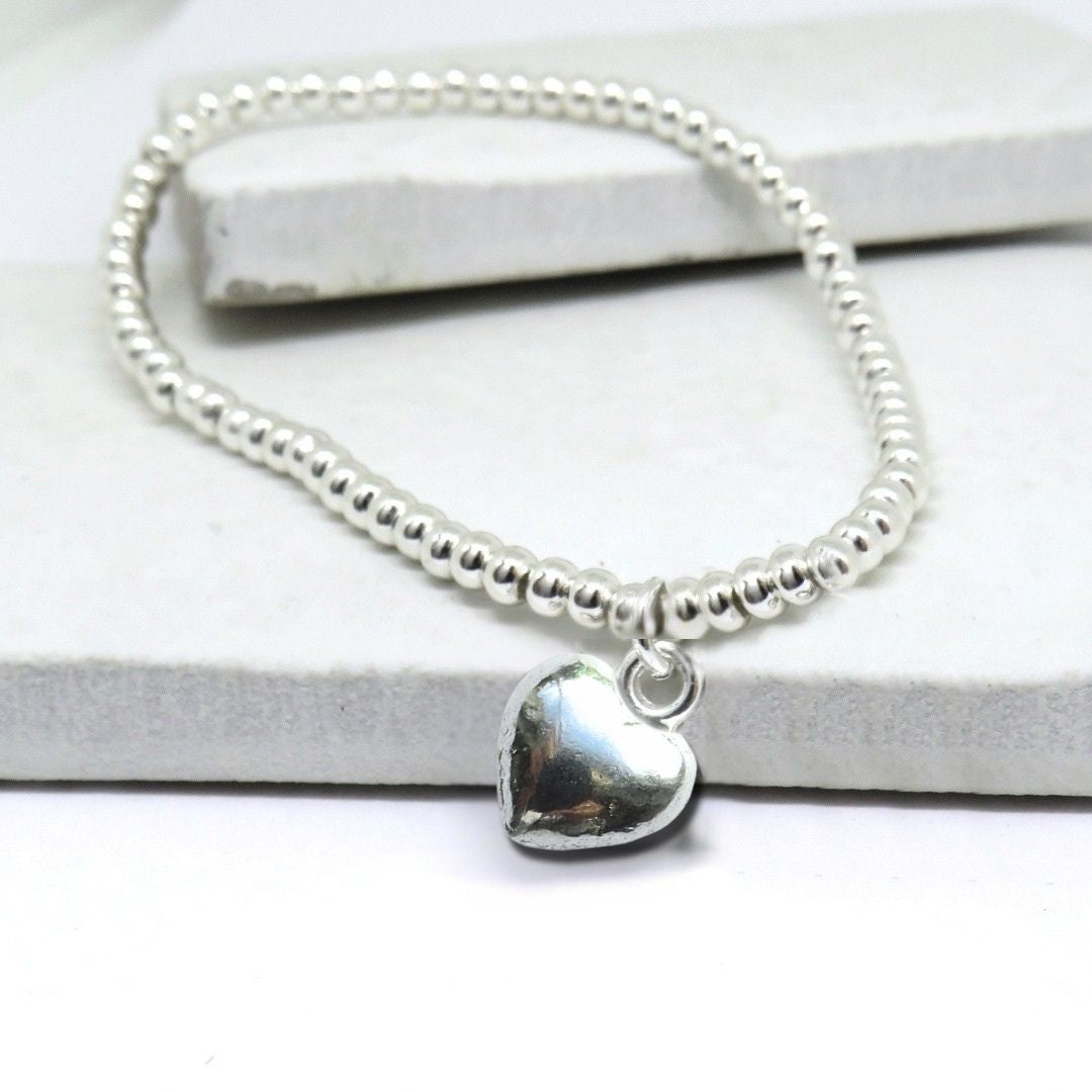 Dog Mum Gift Box – Silver Heart Bracelet & Chocolates